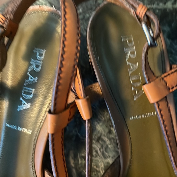 Vintage Prada Sling Back Tan and Olive Size 37 1/2 - Picture 5 of 11